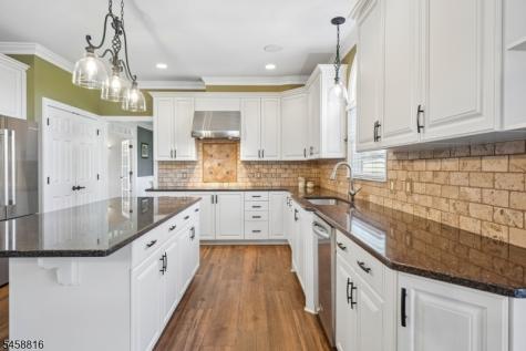 10 William Barnes Road Raritan NJ 08822