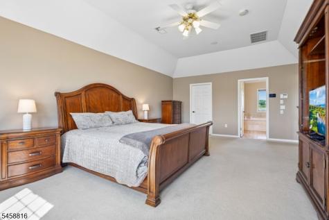 10 William Barnes Road Raritan NJ 08822