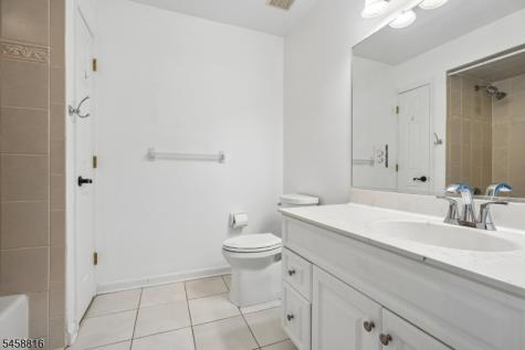 10 William Barnes Road Raritan NJ 08822