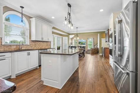 10 William Barnes Road Raritan NJ 08822