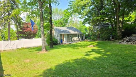 37 Grandview Avenue Jefferson NJ 07460