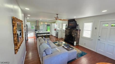 37 Grandview Avenue Jefferson NJ 07460