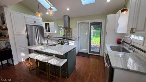 37 Grandview Avenue Jefferson NJ 07460
