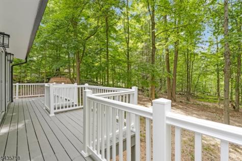 1 Fernwood Road Warren NJ 07059