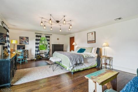 27 Fairway Drive West Orange NJ 07052