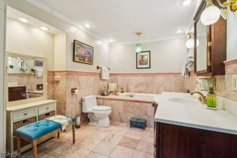 27 Fairway Drive West Orange NJ 07052