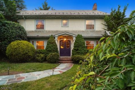 27 Fairway Drive West Orange NJ 07052