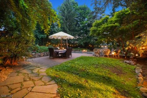 27 Fairway Drive West Orange NJ 07052