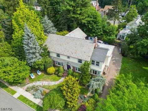 27 Fairway Drive West Orange NJ 07052