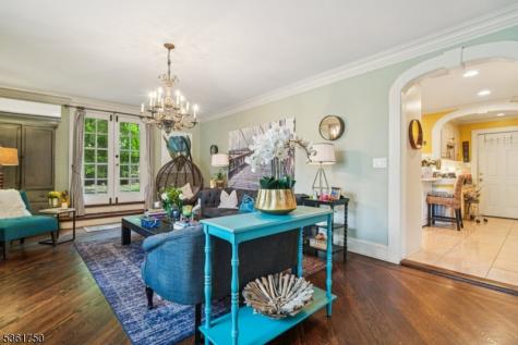 27 Fairway Drive West Orange NJ 07052