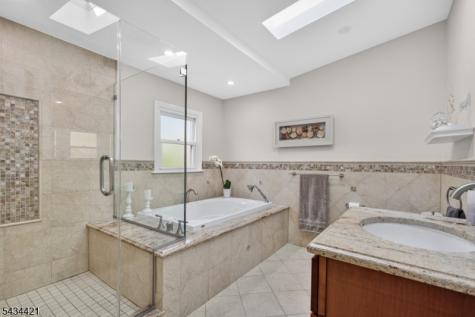 347 Westview Avenue Fort Lee NJ 07024
