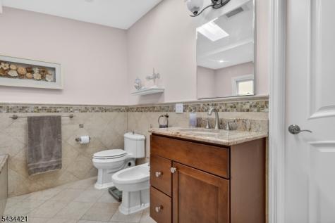 347 Westview Avenue Fort Lee NJ 07024