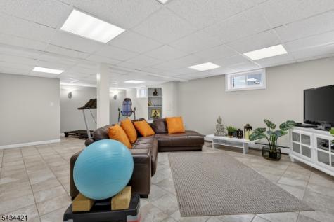 347 Westview Avenue Fort Lee NJ 07024
