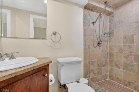 347 Westview Avenue Fort Lee NJ 07024
