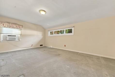 15 Brentwood Drive Verona NJ 07044