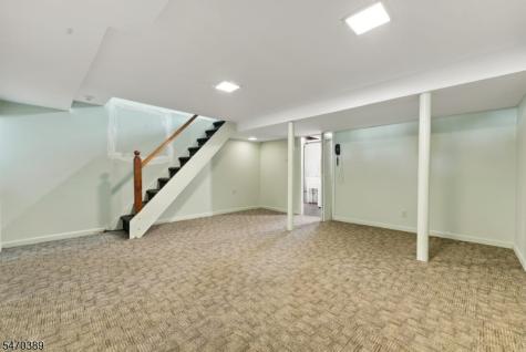 15 Brentwood Drive Verona NJ 07044