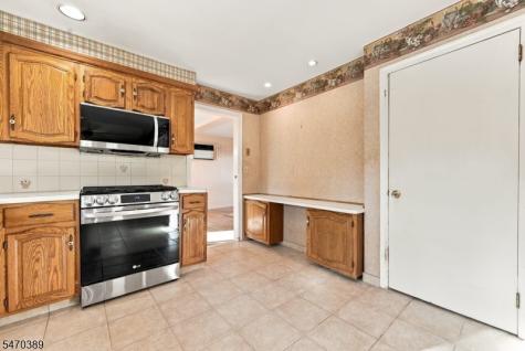 15 Brentwood Drive Verona NJ 07044