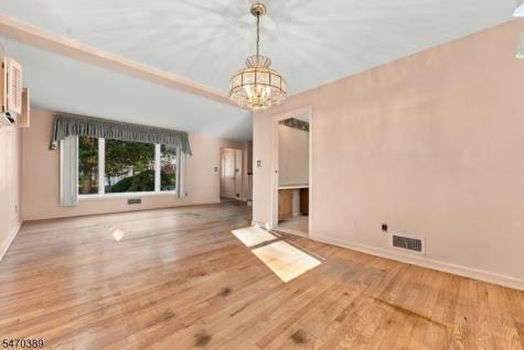 15 Brentwood Drive Verona NJ 07044