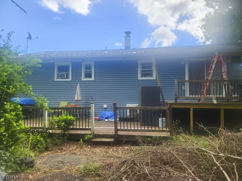15 Conklin Avenue Hopatcong NJ 07874