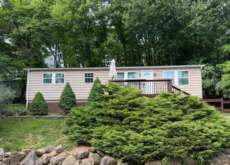 54 Northwood Drive High Bridge NJ 08829