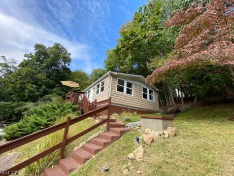 54 Northwood Drive High Bridge NJ 08829