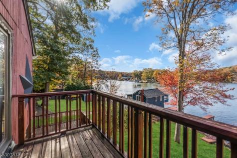 2 Oneida Avenue Hopatcong NJ 07843
