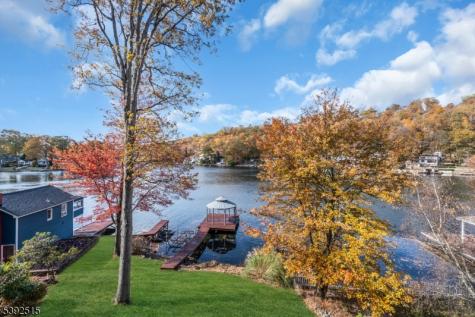 2 Oneida Avenue Hopatcong NJ 07843