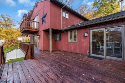 2 Oneida Avenue Hopatcong NJ 07843