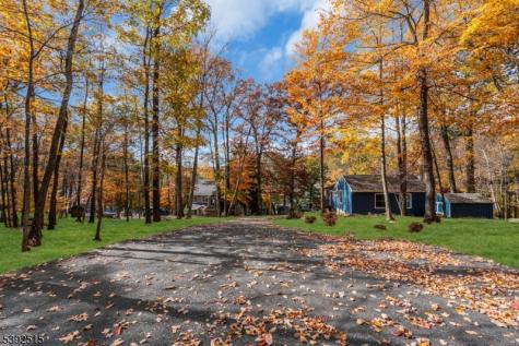 2 Oneida Avenue Hopatcong NJ 07843