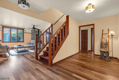 2 Oneida Avenue Hopatcong NJ 07843