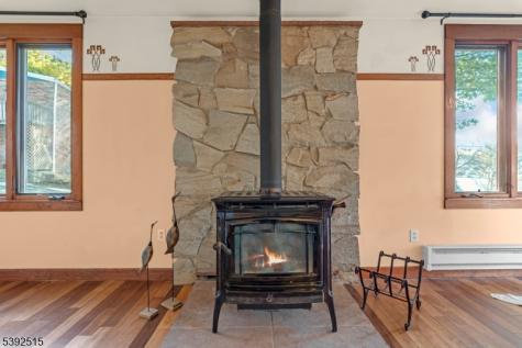 2 Oneida Avenue Hopatcong NJ 07843
