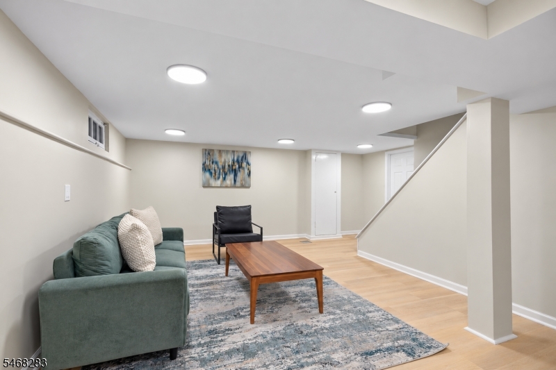 825 Bishop Street Union NJ 07083