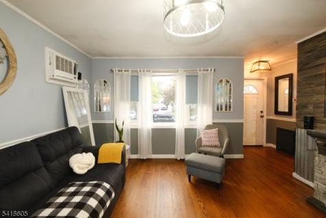 534 Monmouth Avenue Linden NJ 07036