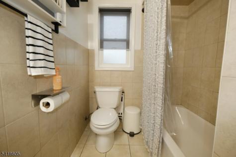534 Monmouth Avenue Linden NJ 07036