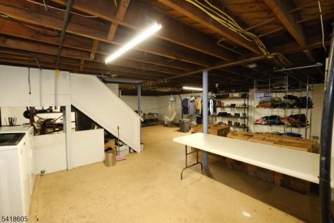534 Monmouth Avenue Linden NJ 07036