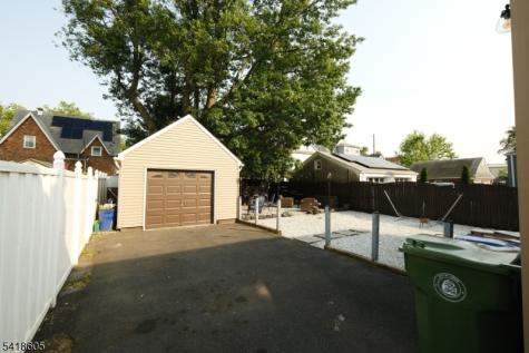 534 Monmouth Avenue Linden NJ 07036