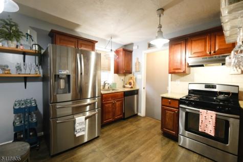534 Monmouth Avenue Linden NJ 07036