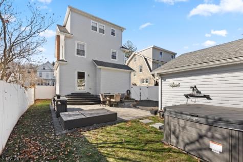 72 Valley Way West Orange NJ 07052