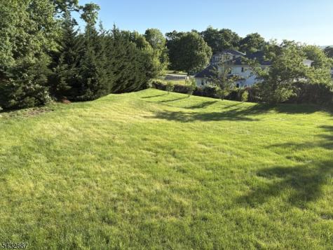 61 Howell Drive West Orange NJ 07052