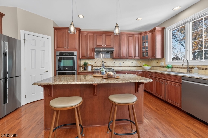 43 Crestview Drive Clinton NJ 08809