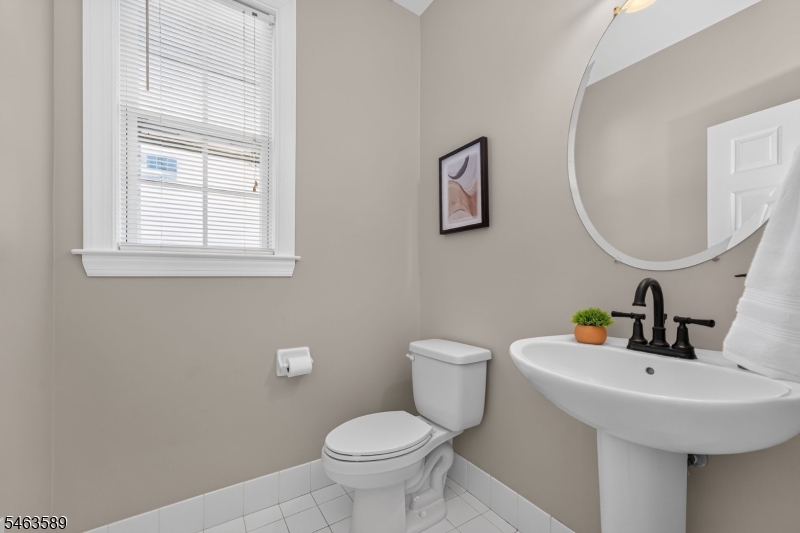 43 Crestview Drive Clinton NJ 08809