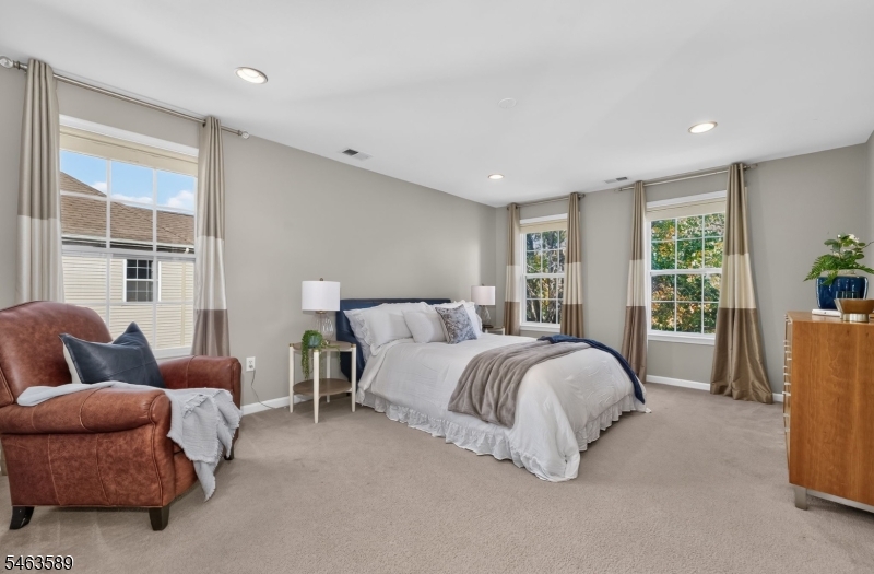 43 Crestview Drive Clinton NJ 08809
