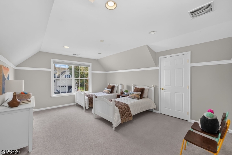 43 Crestview Drive Clinton NJ 08809