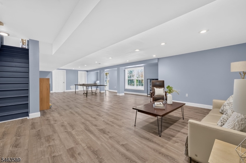 43 Crestview Drive Clinton NJ 08809