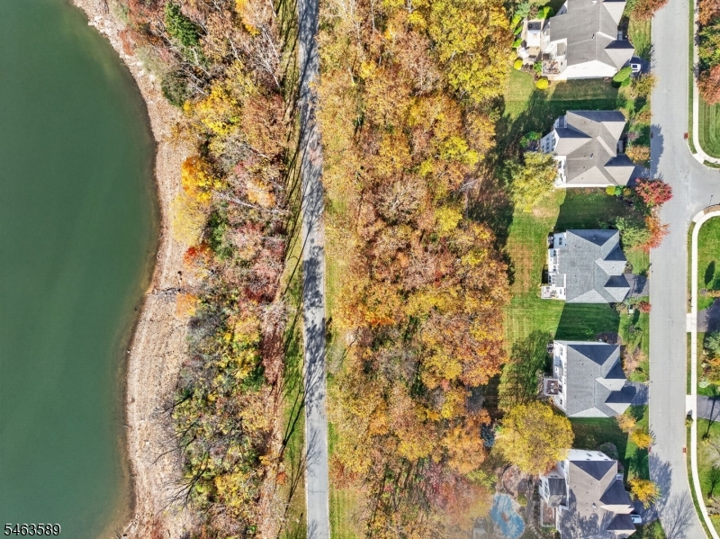43 Crestview Drive Clinton NJ 08809