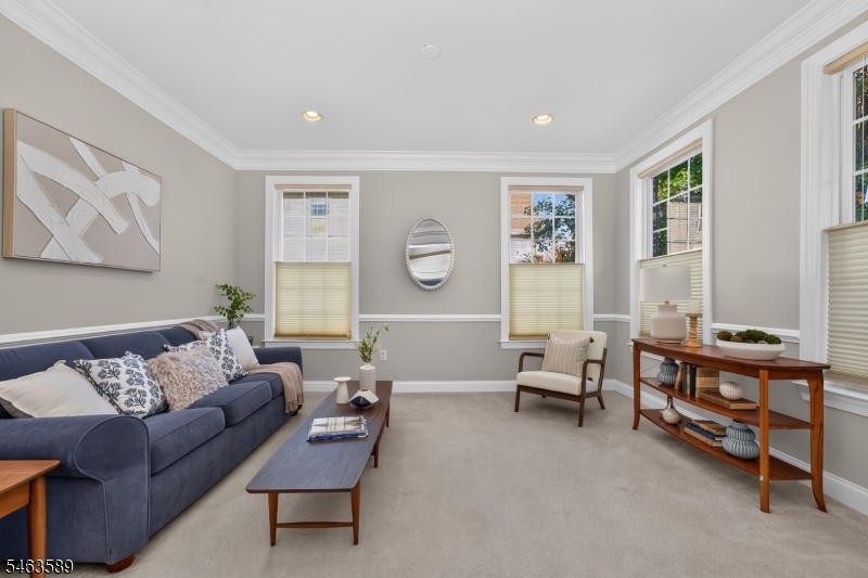 43 Crestview Drive Clinton NJ 08809