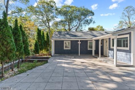 26 Rock Road West Milford NJ 07480