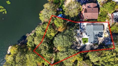 26 Rock Road West Milford NJ 07480