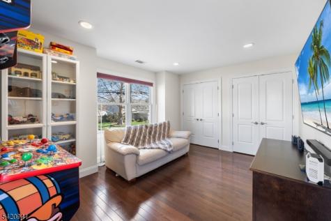 23 George Road Emerson NJ 07630