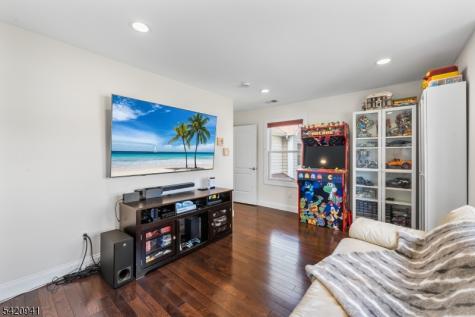 23 George Road Emerson NJ 07630